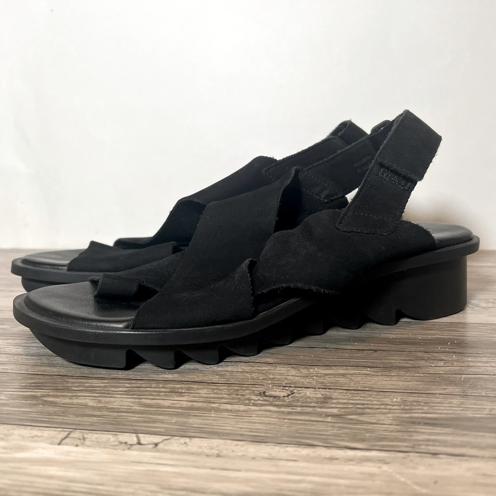 Arche Suede Leather Razor-Lugged Sole Sandals- Black, 38 EU/7 US